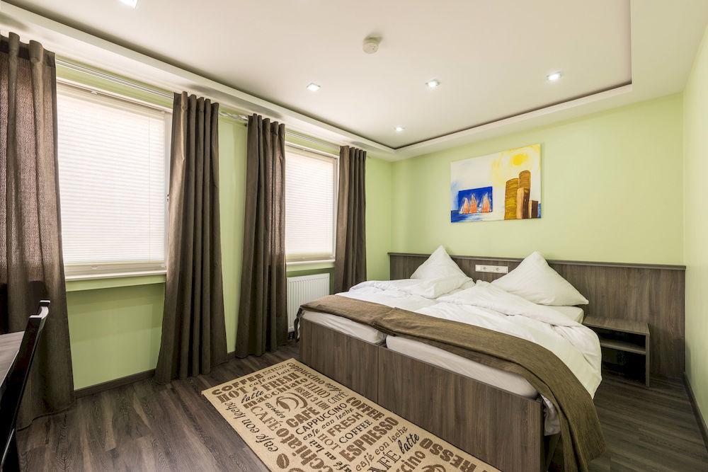 Buergerhofhotel Kolonia Zewnętrze zdjęcie